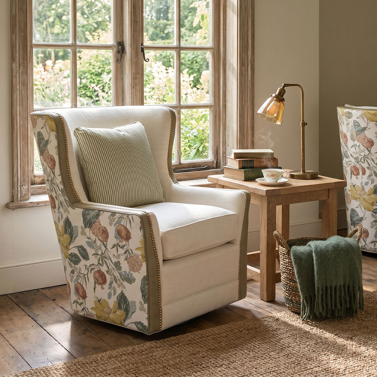DON SWIVEL CHAIR