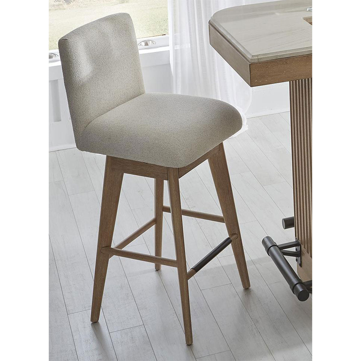 ESCAPE SW UPH BARSTOOL