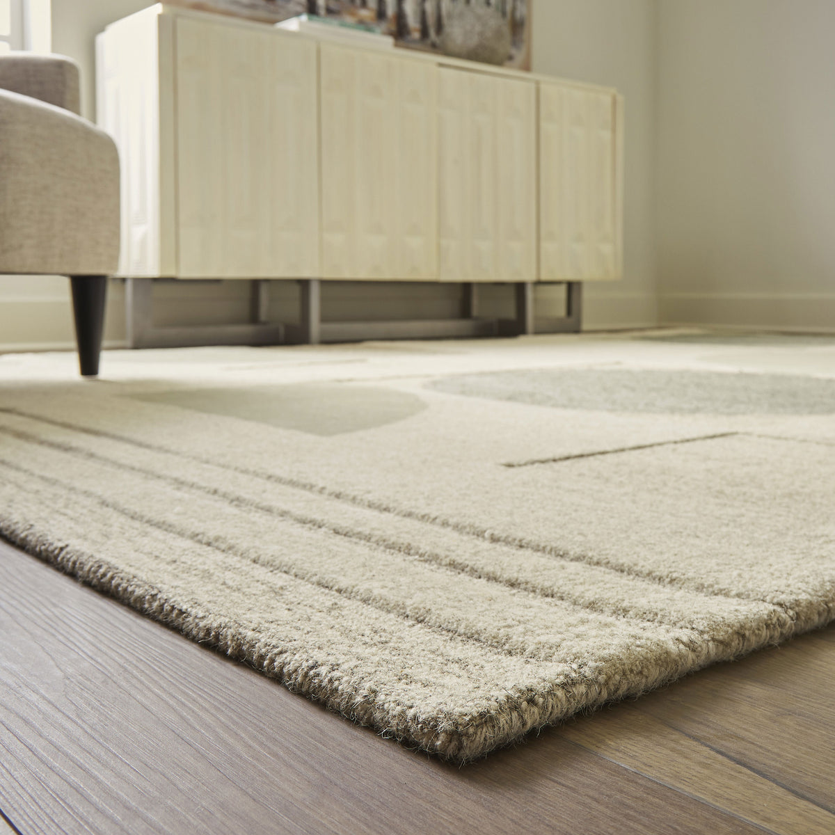 DALLANE LARGE 8X10 RUG