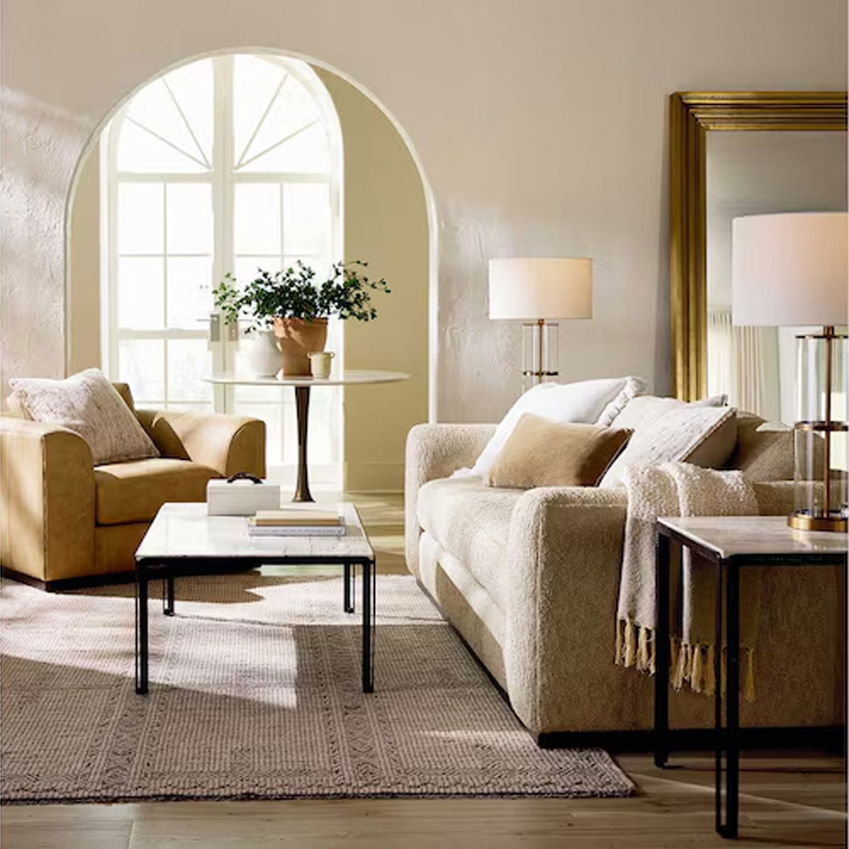 ERIN 36" RND DINING TABLE
