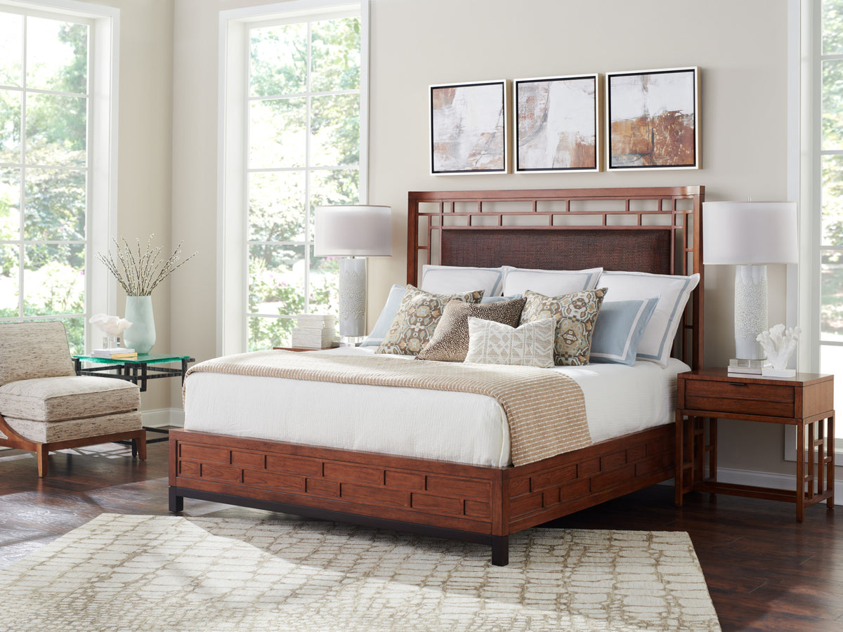 PARADISE POINT KING BED