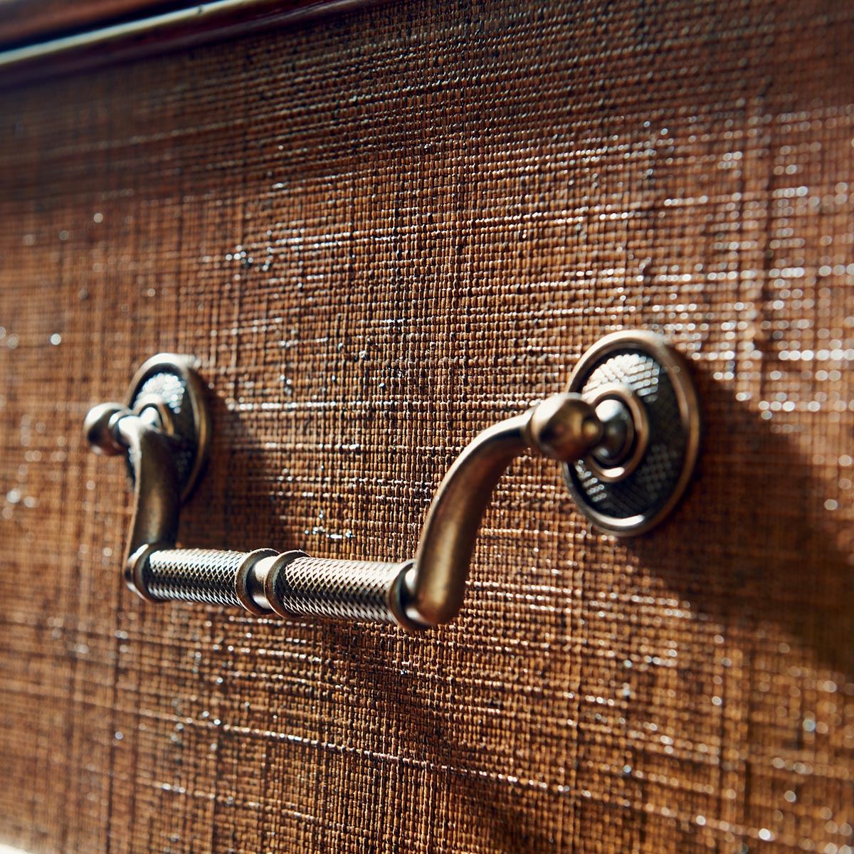 Balencia Gentleman's Chest
