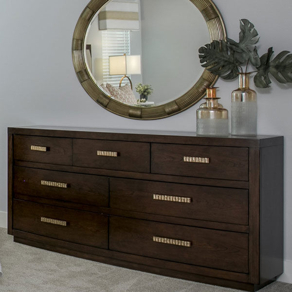 RADCLIFFE DRESSER