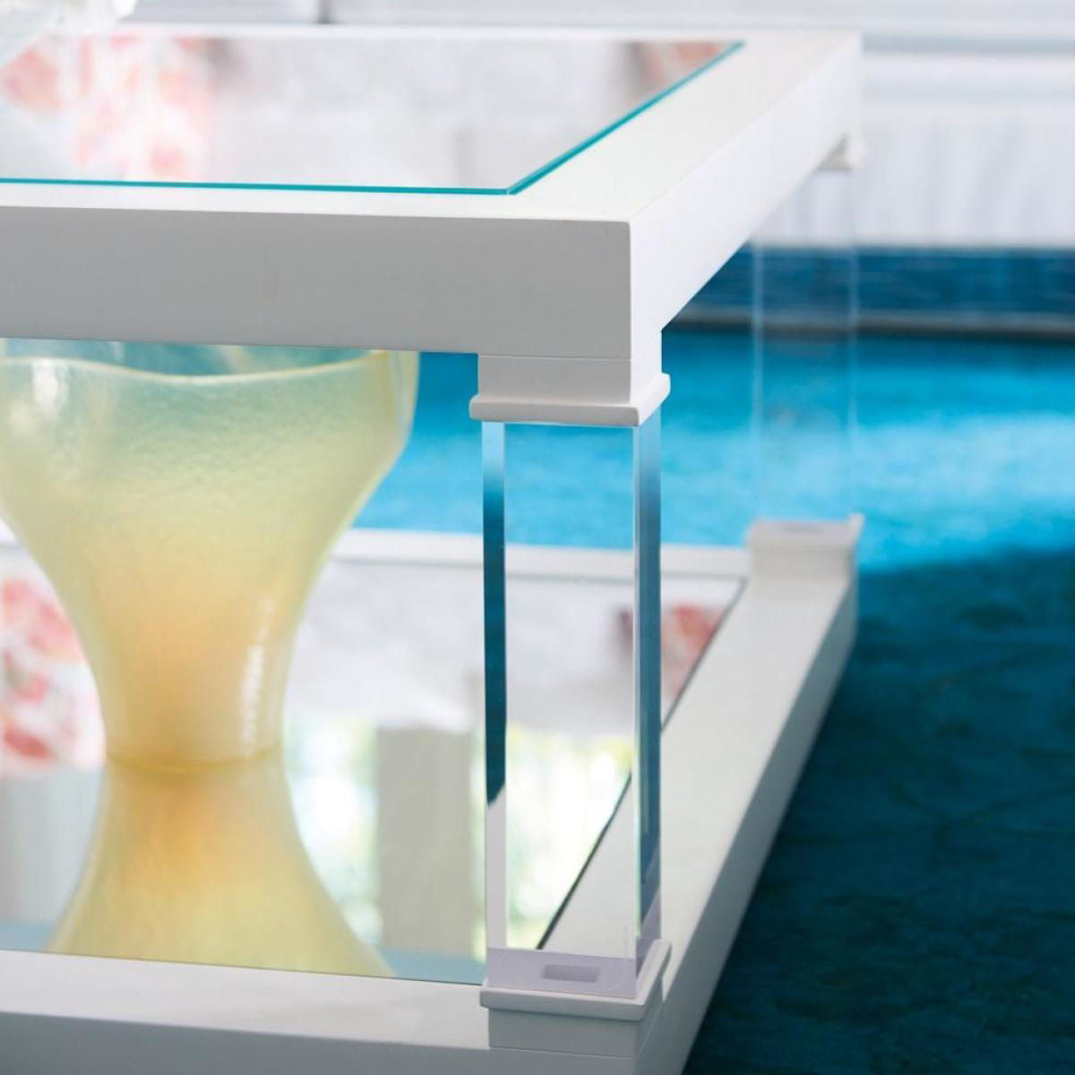 RIVERDALE COCKTAIL TABLE