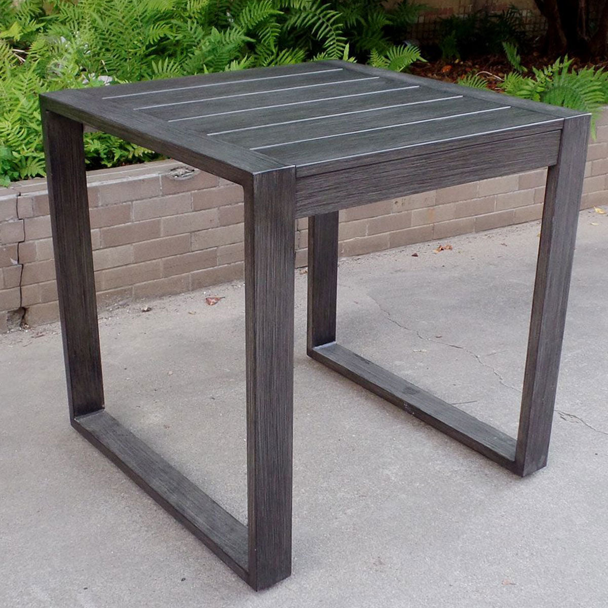 RYAN END TABLE