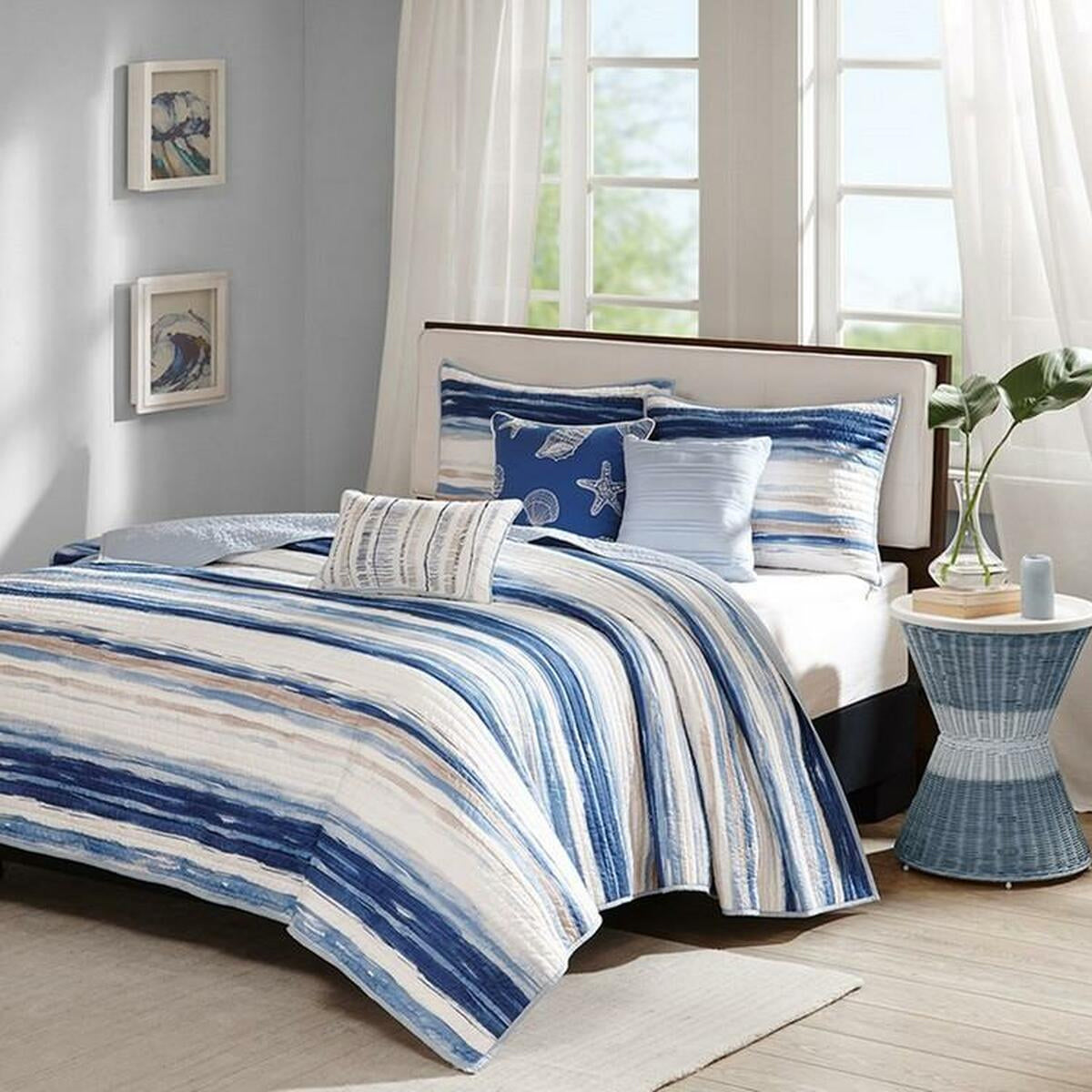 Marina 6 Piece King Quilt Set