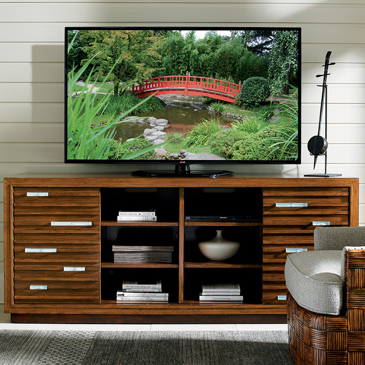 PRINCEVILLE MEDIA CONSOLE