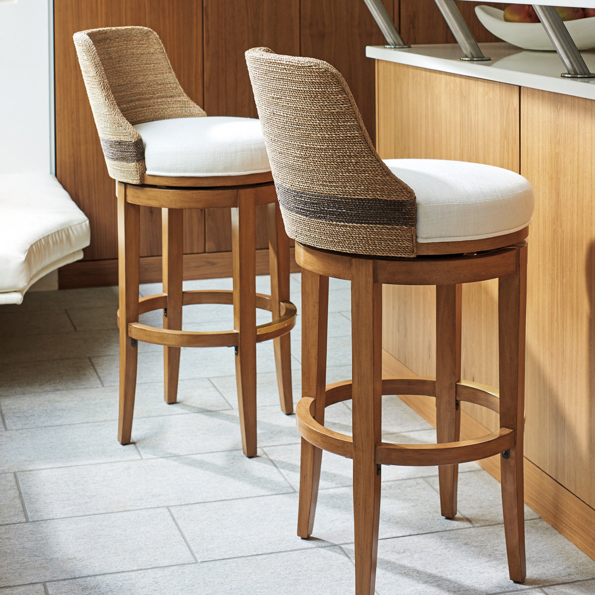 KIPTON SWIVEL BARSTOOL