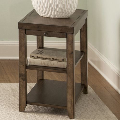 BOZEMAN CHAIRSIDE TABLE