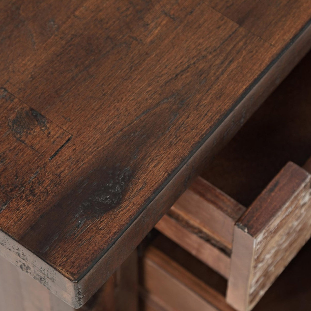 PAINT CANYON CHAIRSIDE TABLE