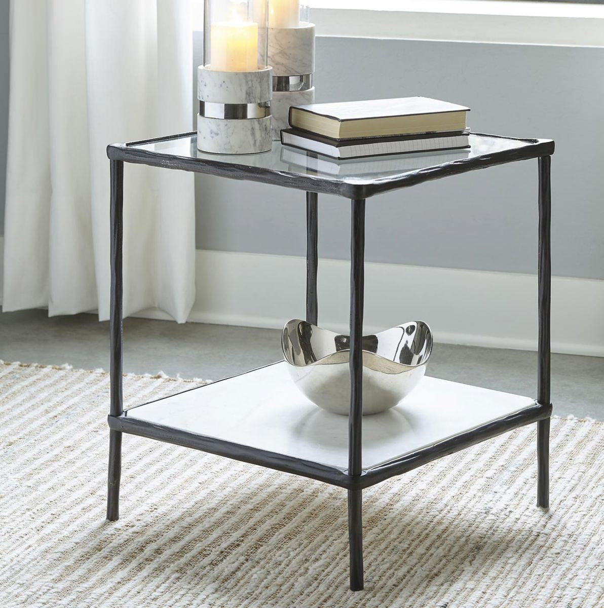 NEW YORK BLACK END TABLE