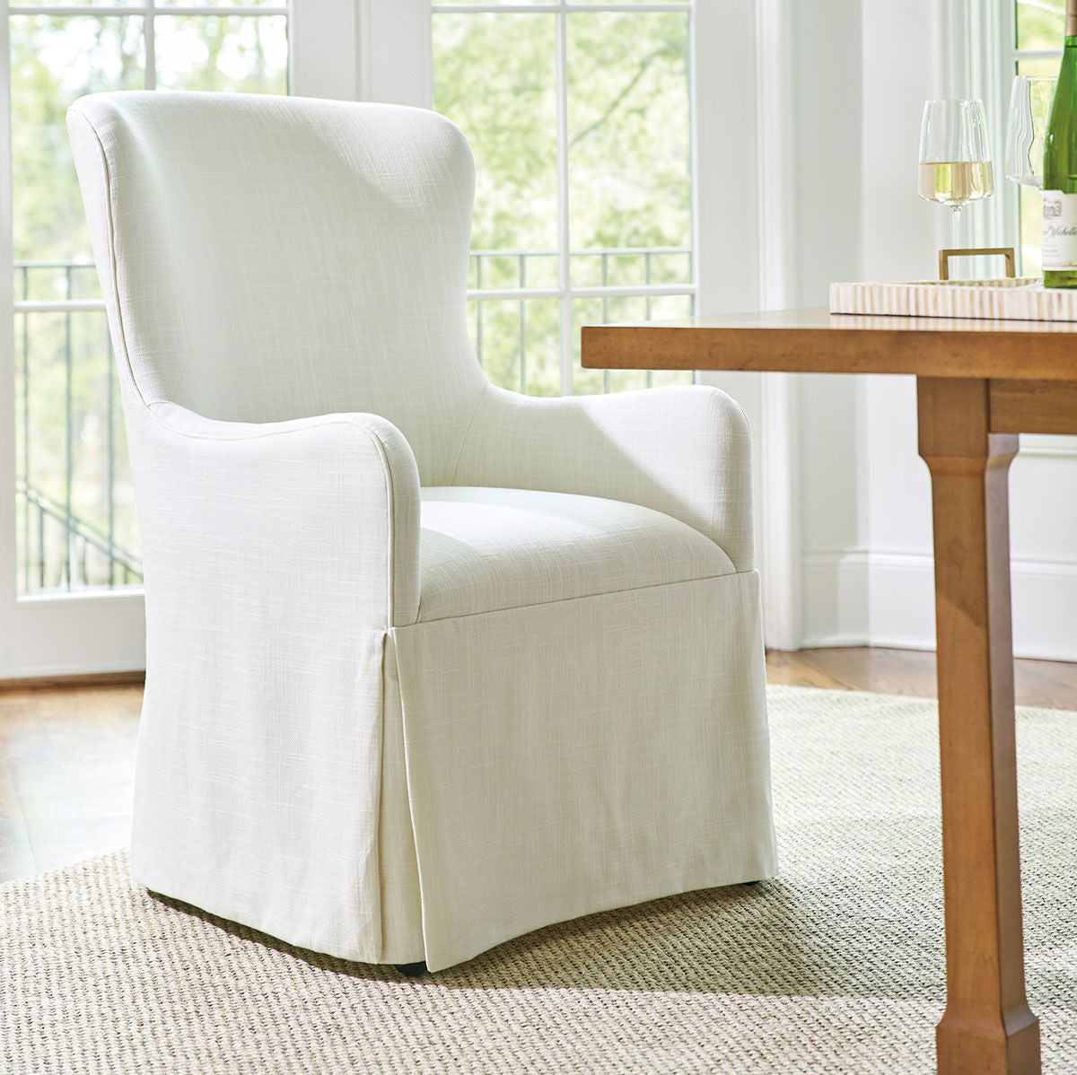 ALISO UPH HOST CHAIR W/CASTERS