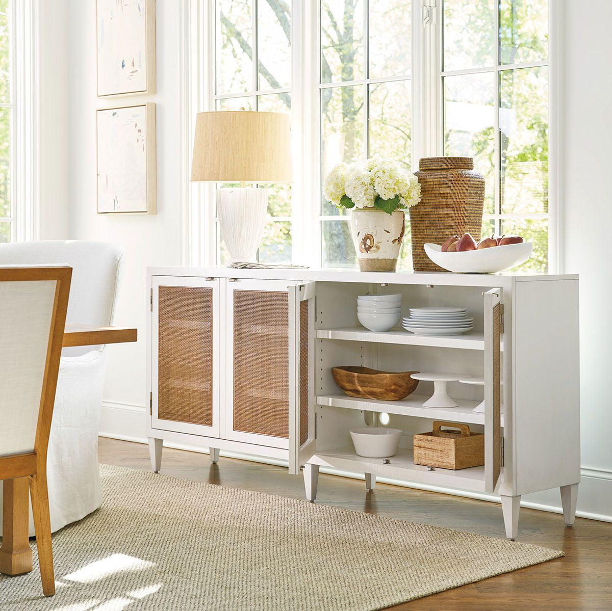BLUEBIRD MEDIA CABINET (WHITE)