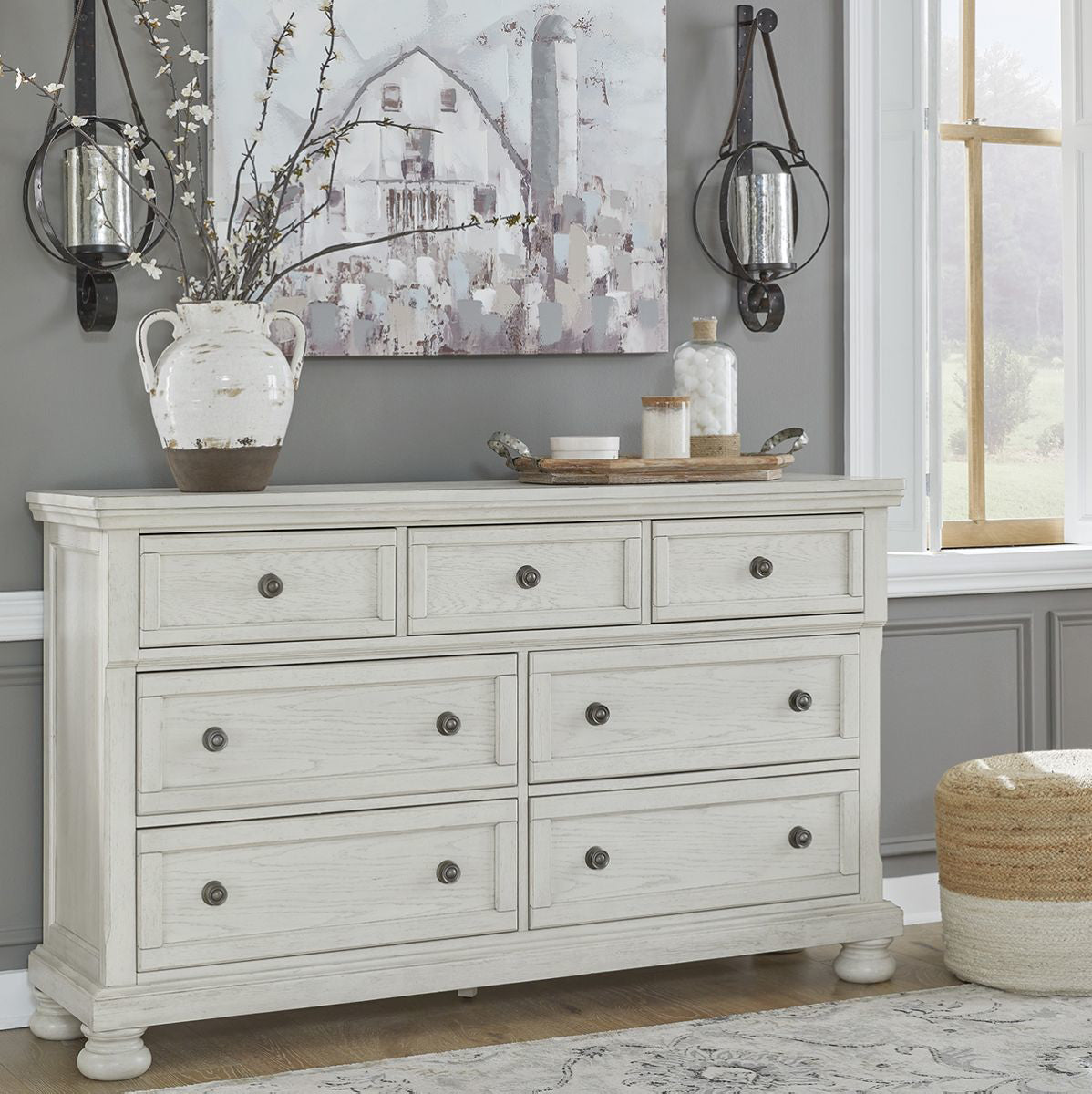 KENLEY WHT 7 DRAWER DRESSER