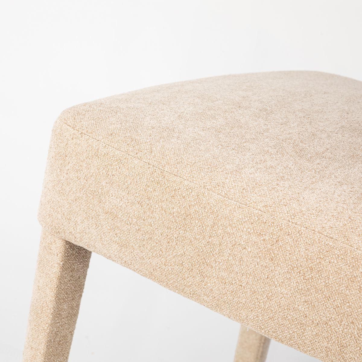 WILSON CHAIR IN SAND