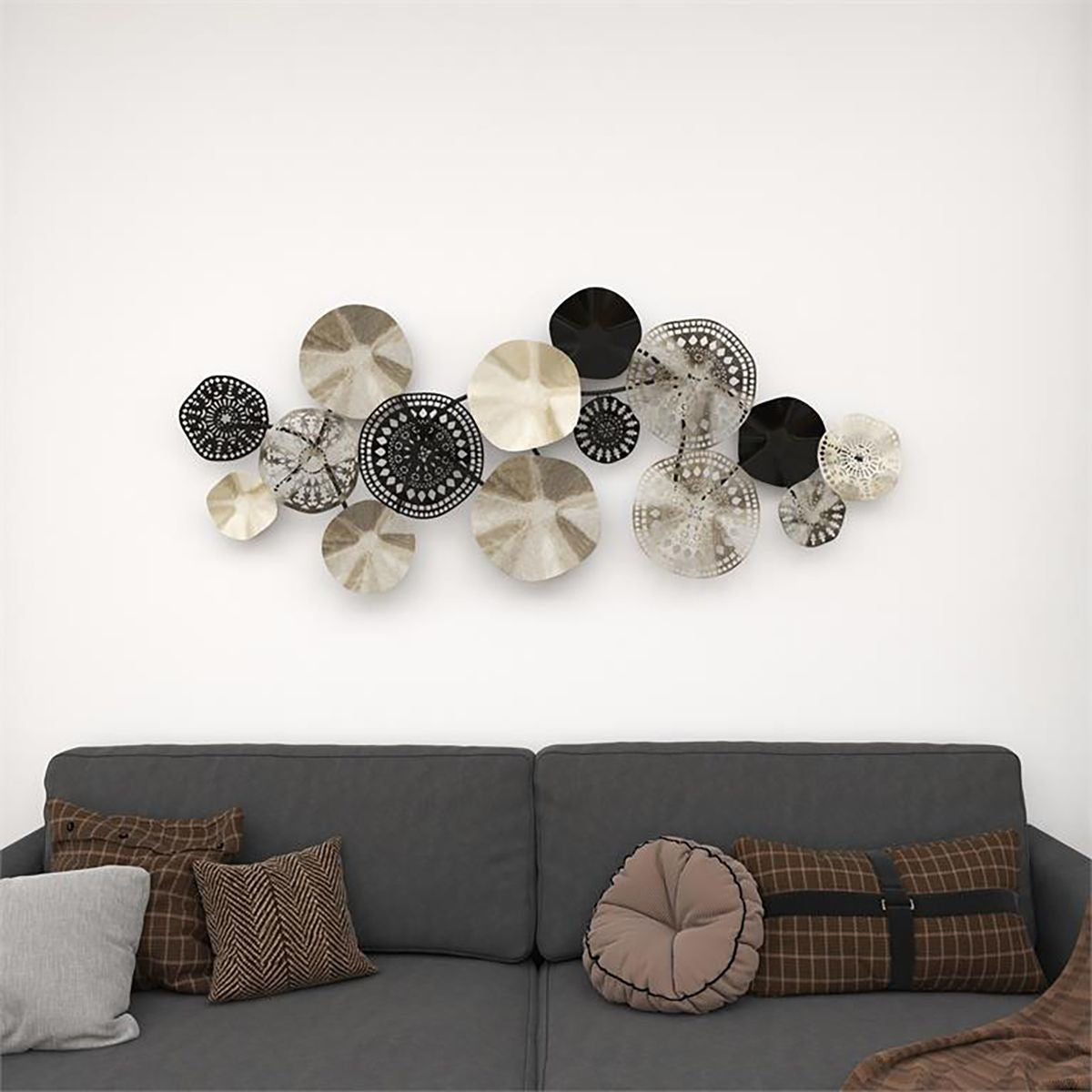 GLD/BLK MTL WALL HANGING