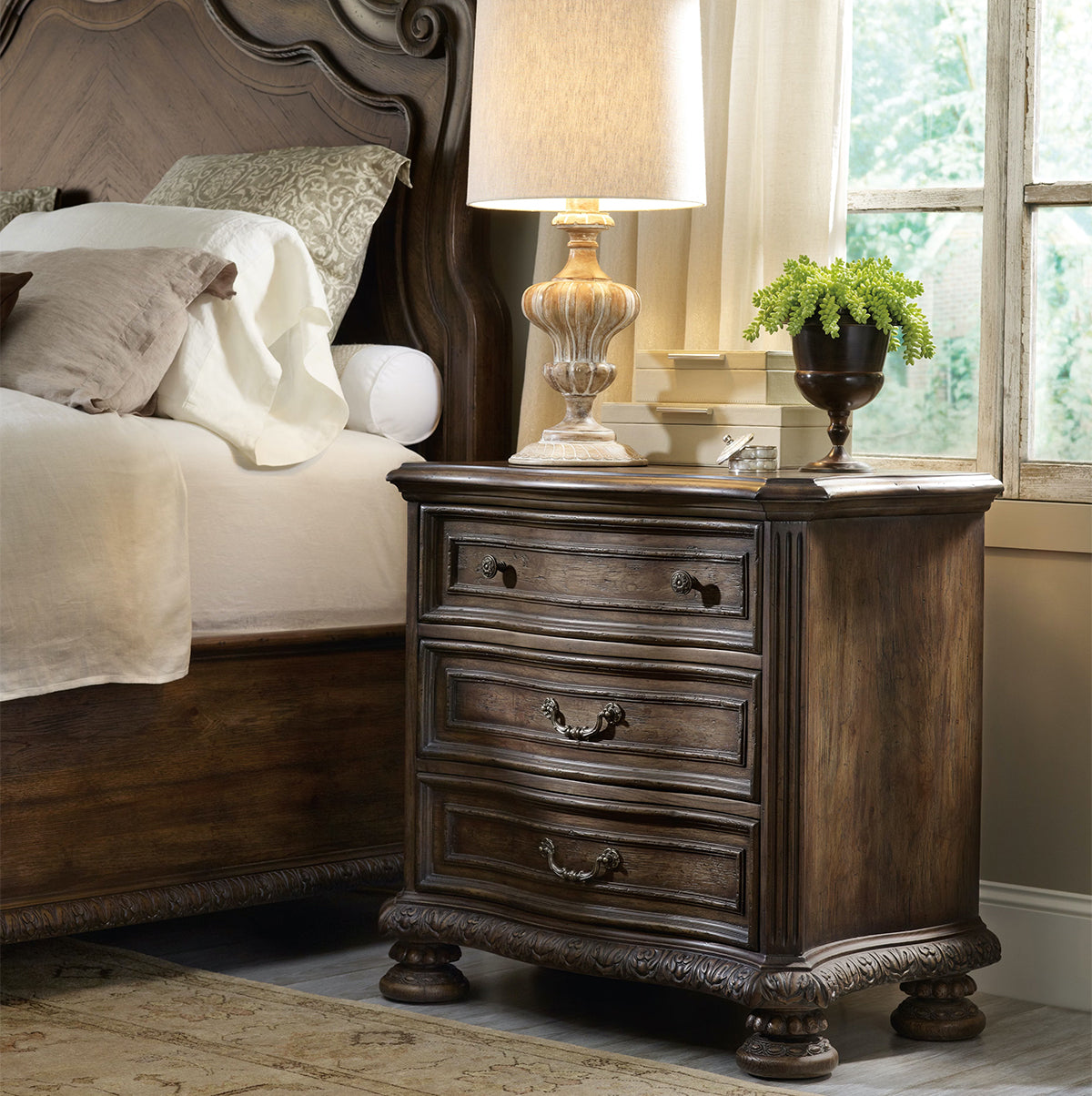 RHAPSODY THREE DWR NIGHTSTAND