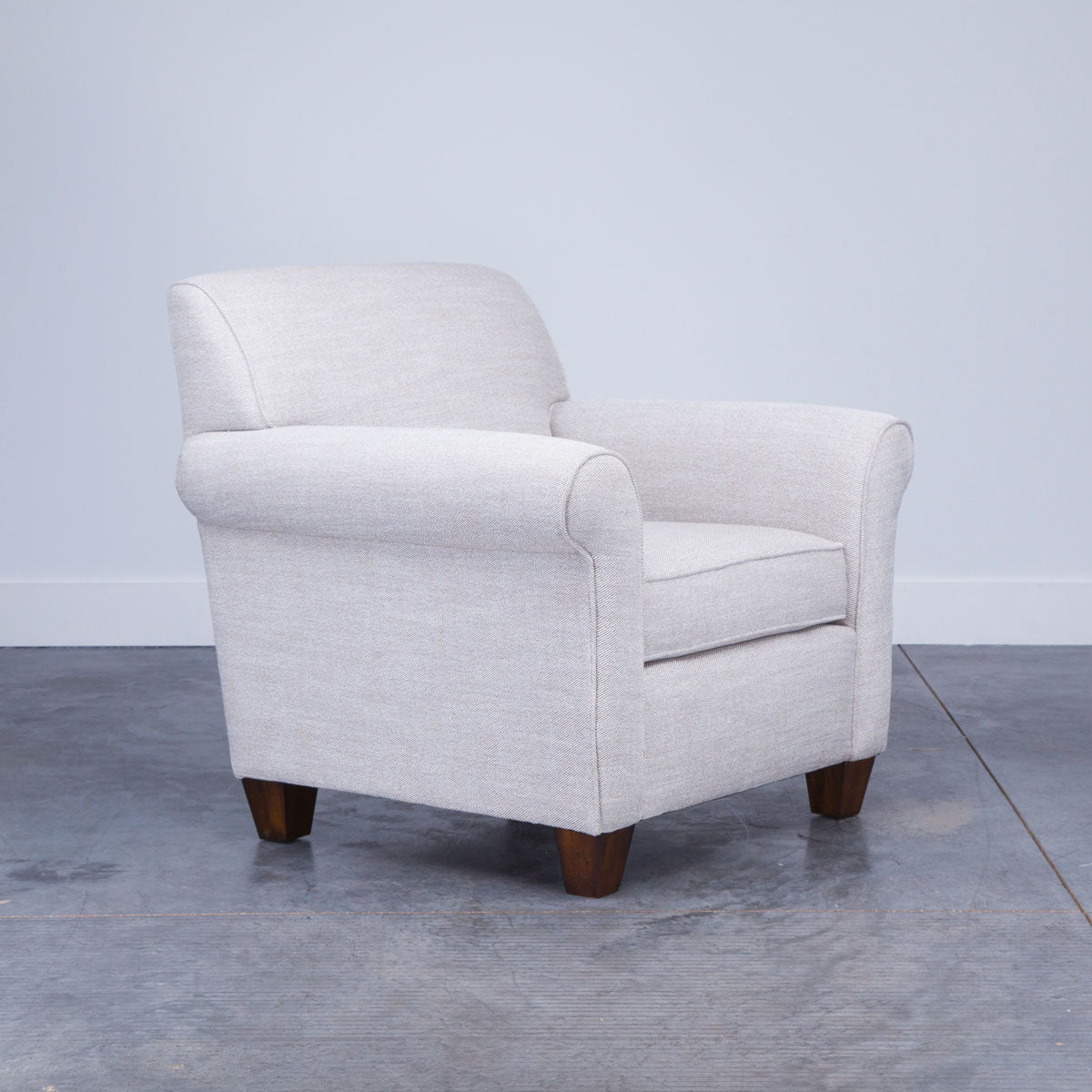 DANA CHAIR