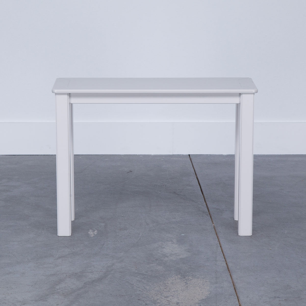 MGP CHAISE TABLE