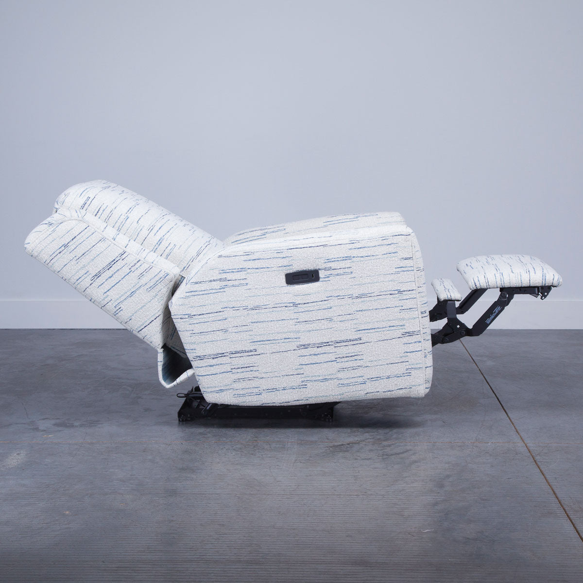 WILLIAMS POWER RECLINER