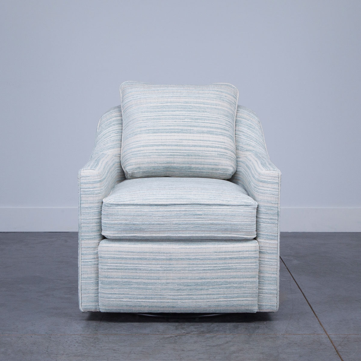 LEIGHTON SWIVEL CHAIR