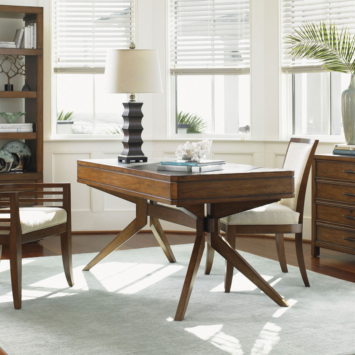 LIDO SHORES DESK
