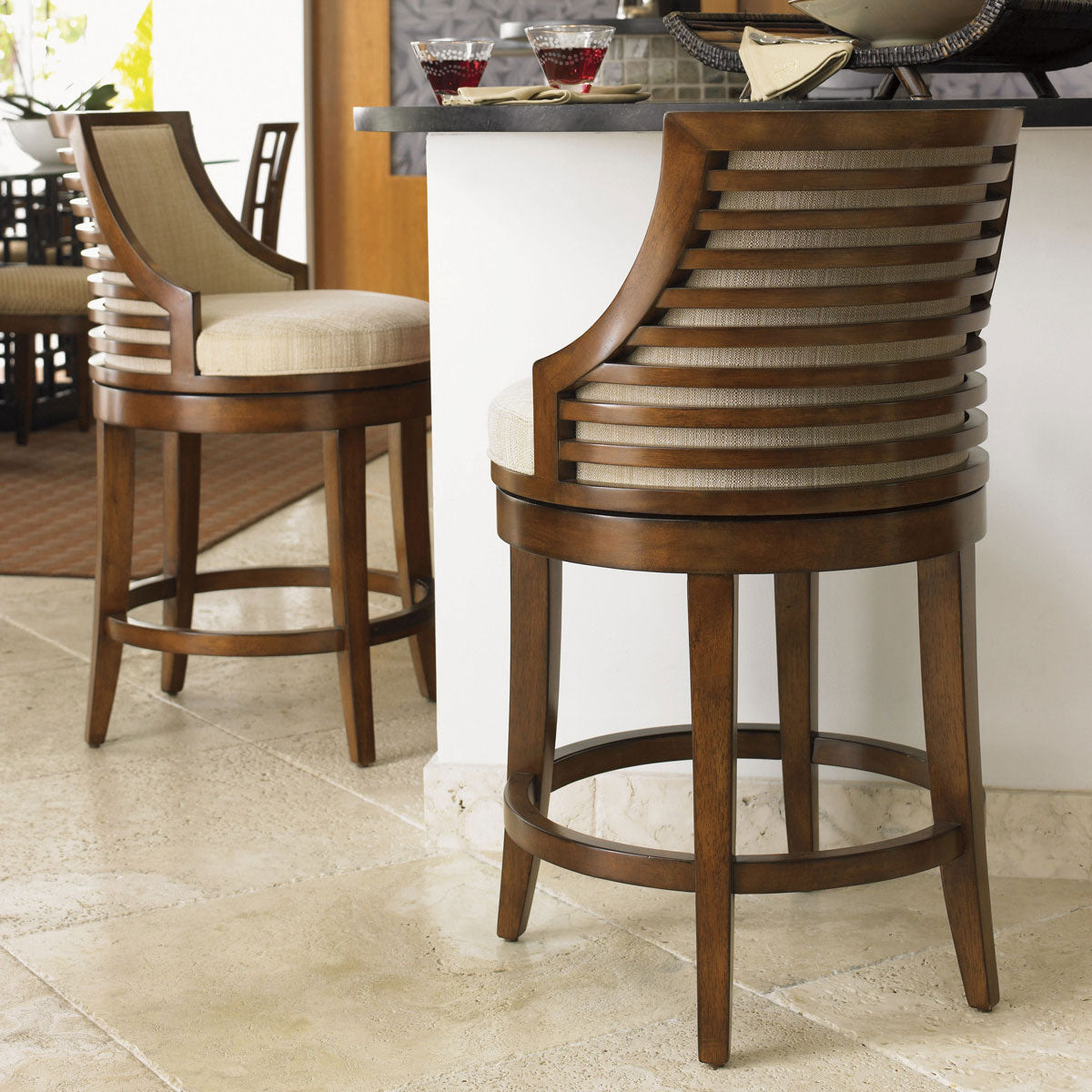 CABANA SWIVEL COUNTER STOOL