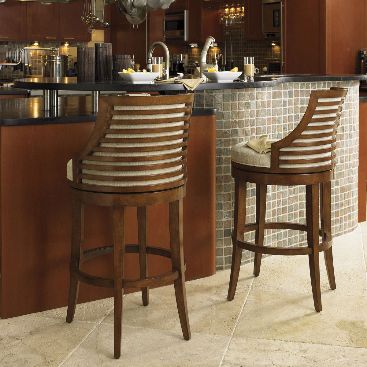 CABANA SWIVEL BARSTOOL
