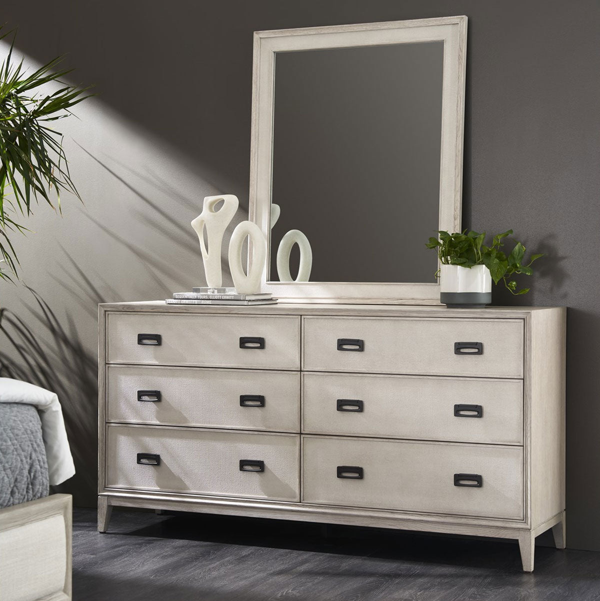 COALESCE ESTELLE DRESSER