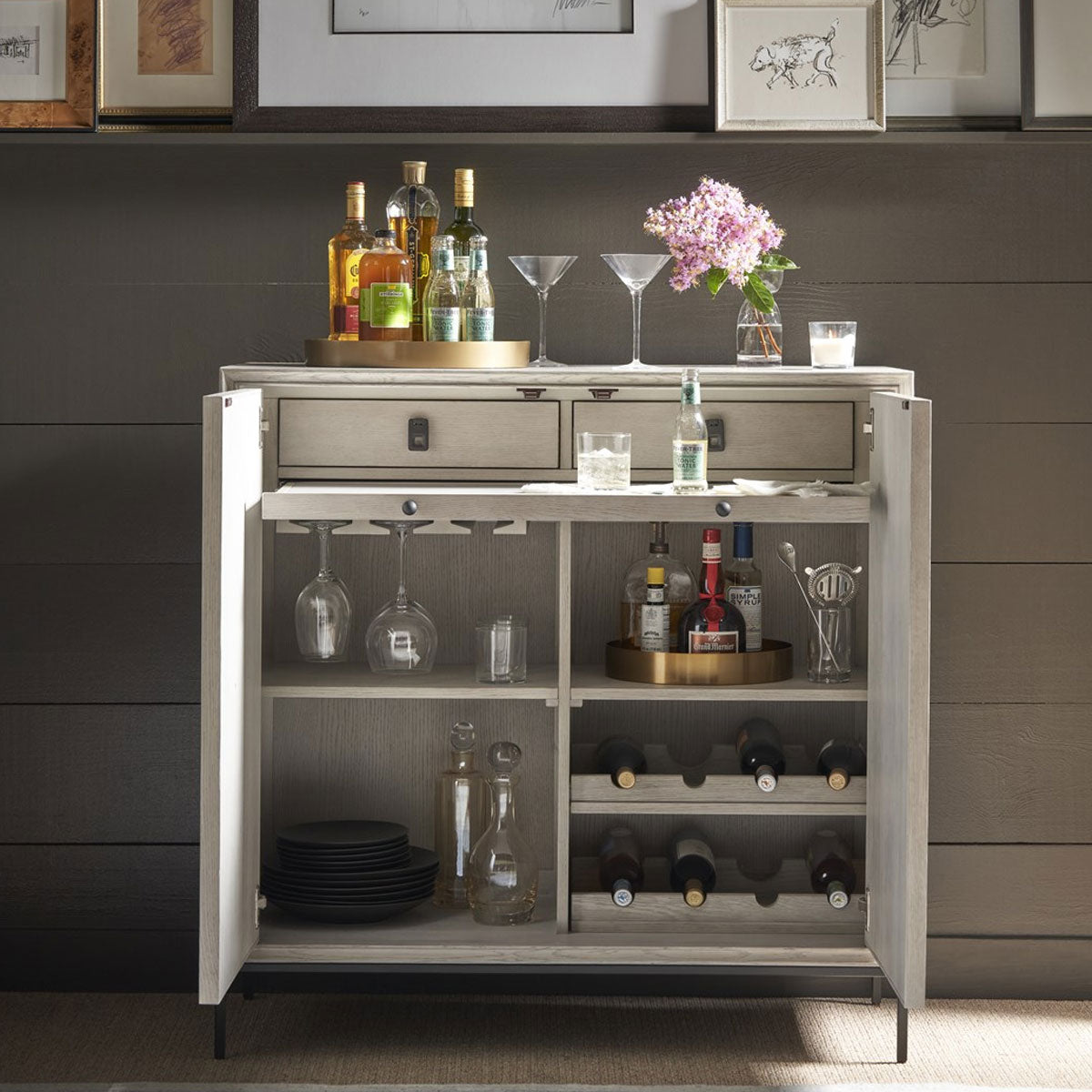 ODESSA BAR CABINET