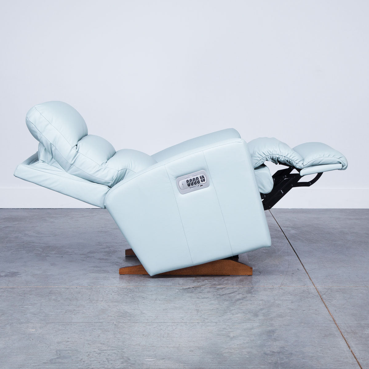 LIAM RECL W/PHR/LUMBAR/REMOTE
