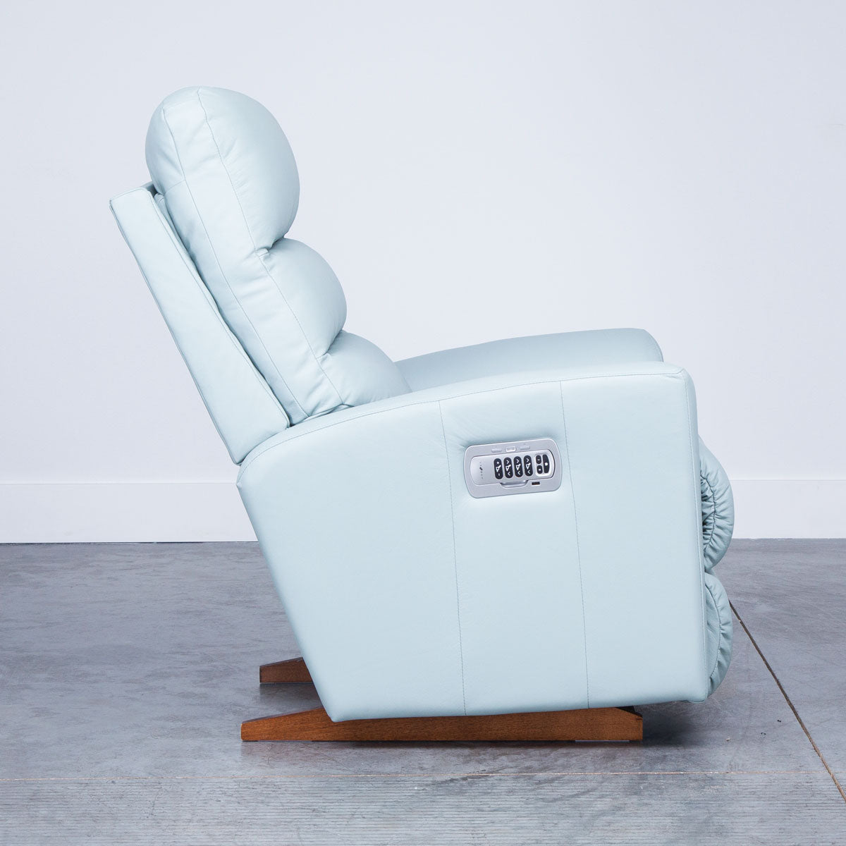 LIAM RECL W/PHR/LUMBAR/REMOTE