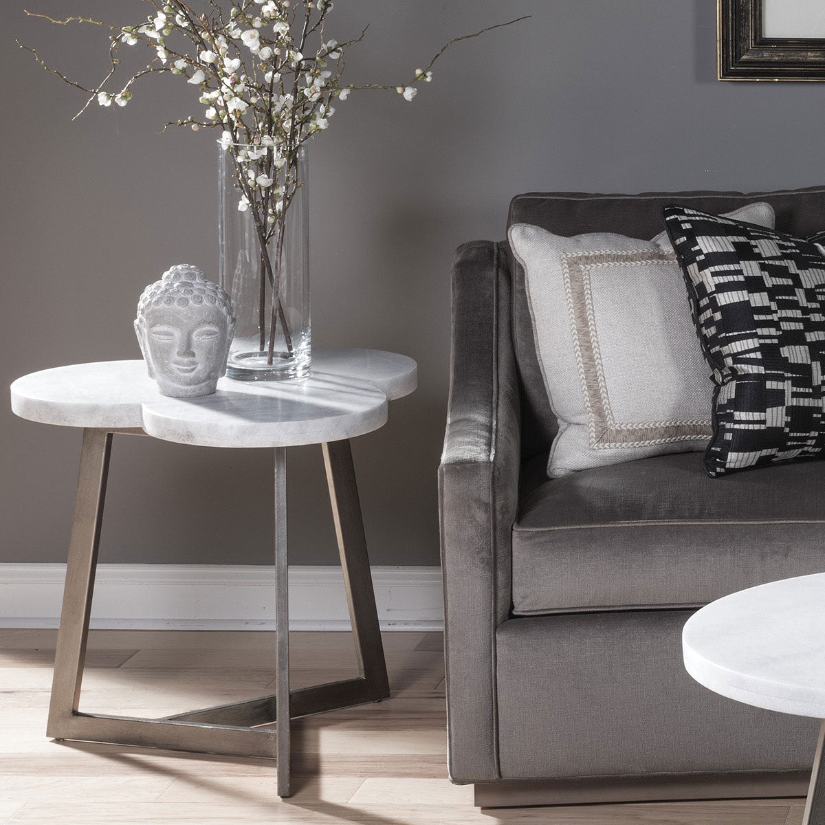 ARISTO CLOVER END TABLE