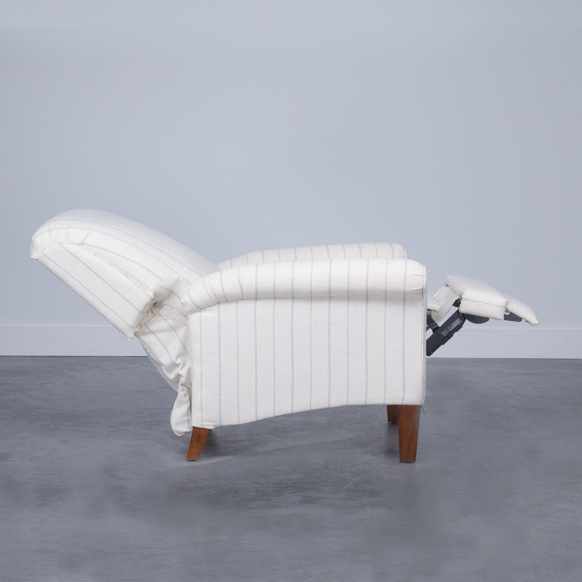 FLETCHER HI LEG RECLINER