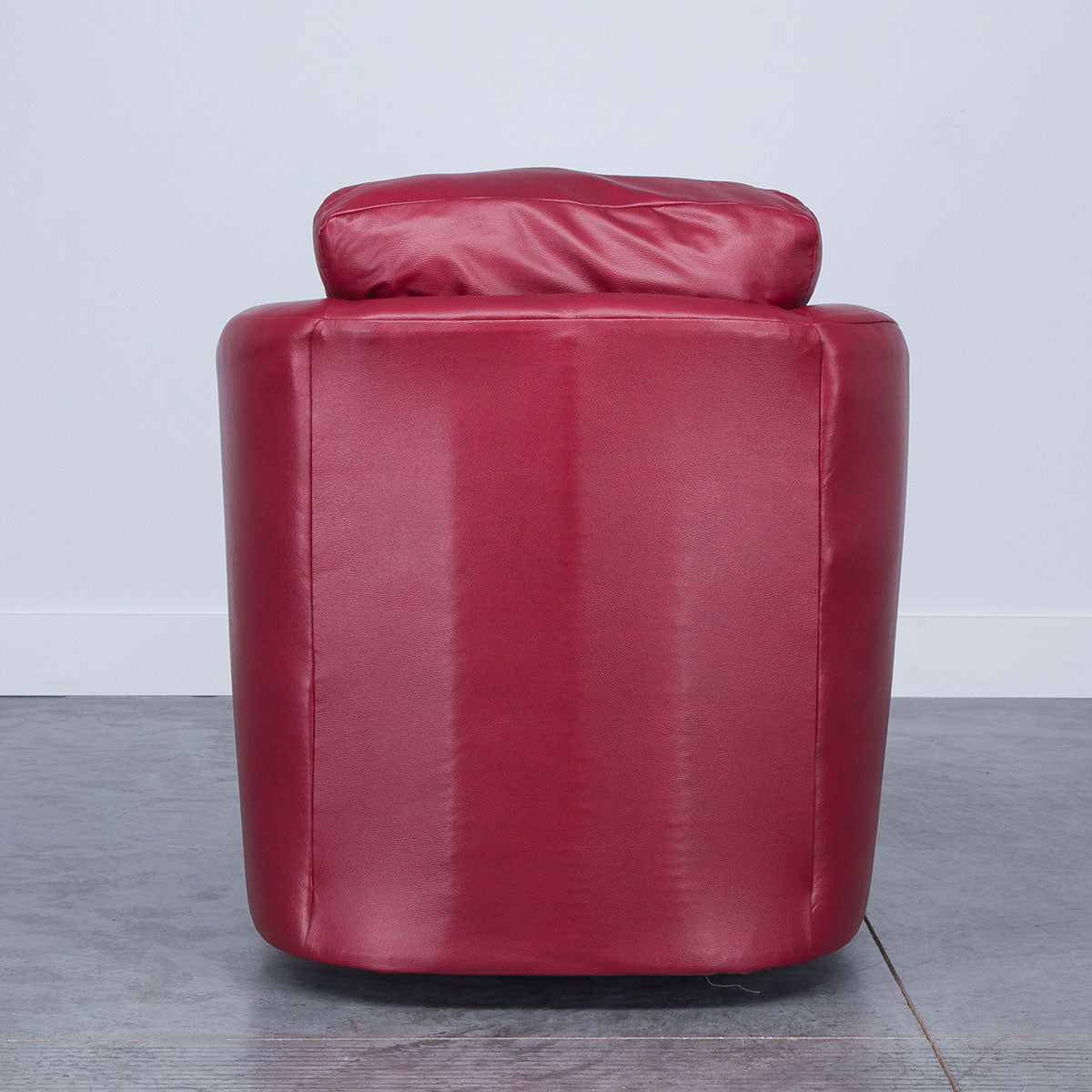 DAISY SWIVEL CHAIR