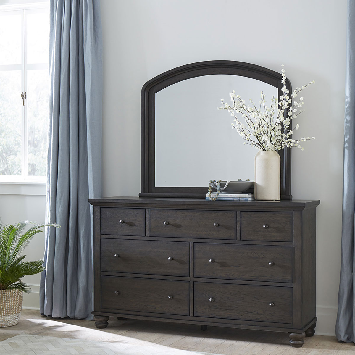Cambridge Pepper Dresser Mirror