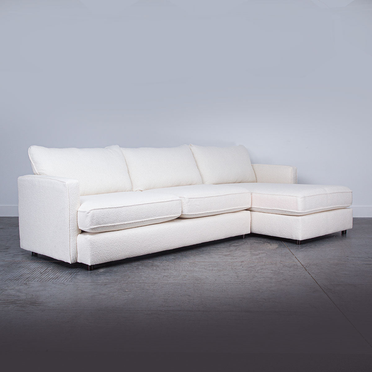 QUINN TWO PIECE SOFA W/CHAISE