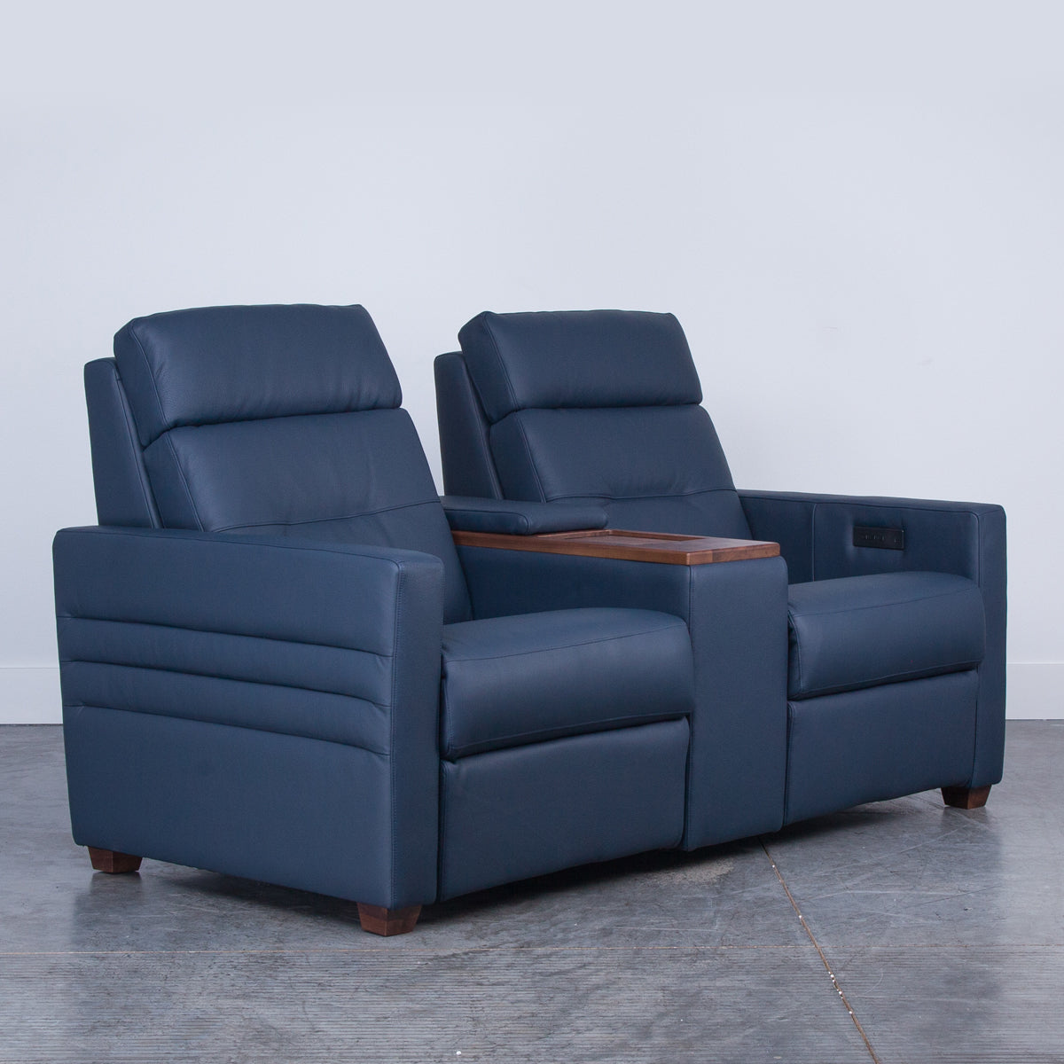 REECE LOVESEAT W/CONS/PHR/LUMB