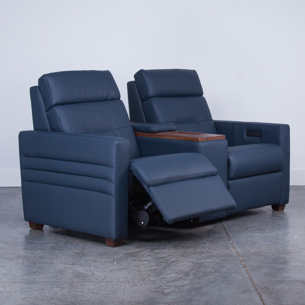 REECE LOVESEAT W/CONS/PHR/LUMB