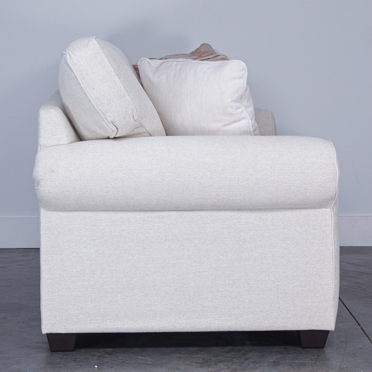 CHARLIE SOFA W/FRAME KIT