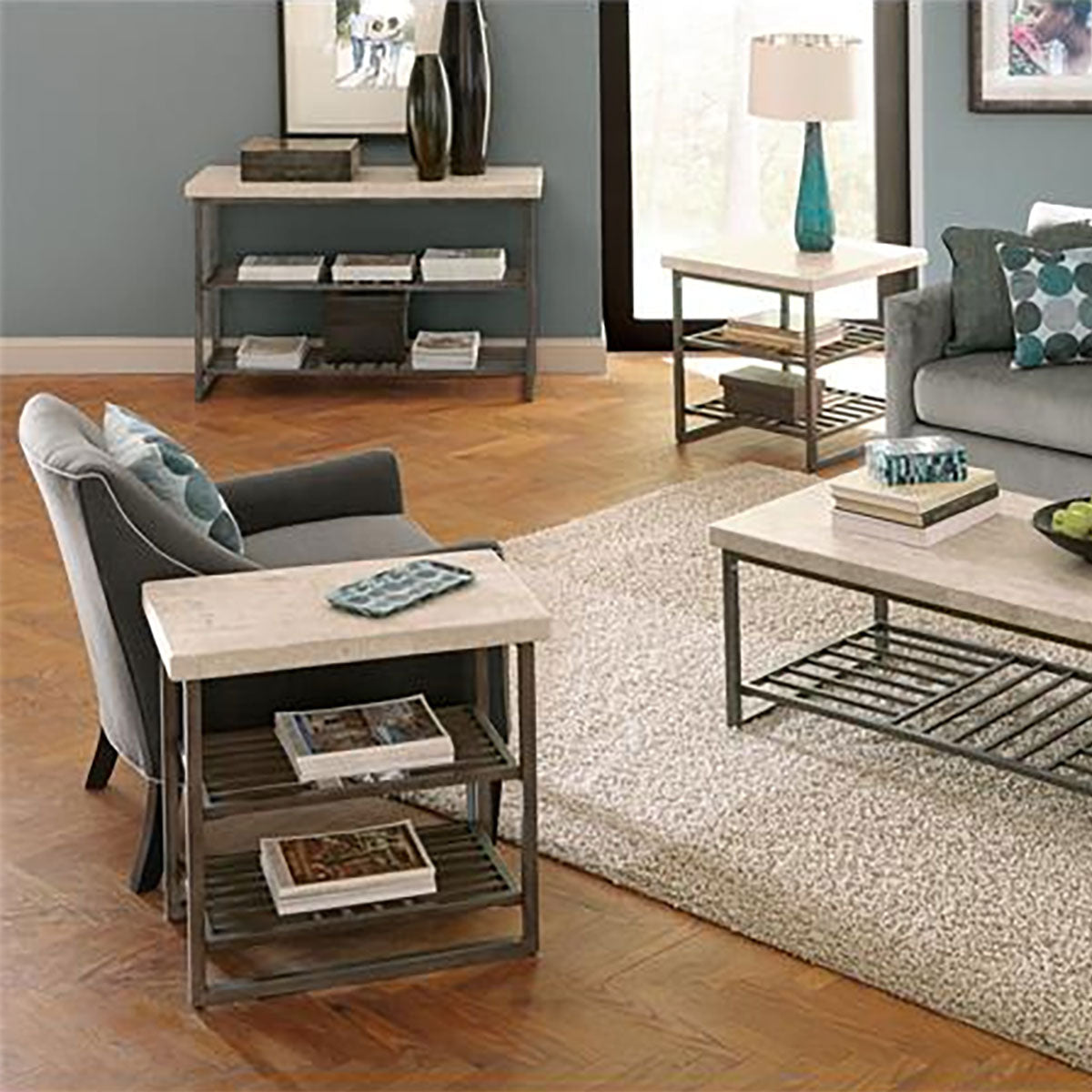 CAPRI CHAIRSIDE TABLE