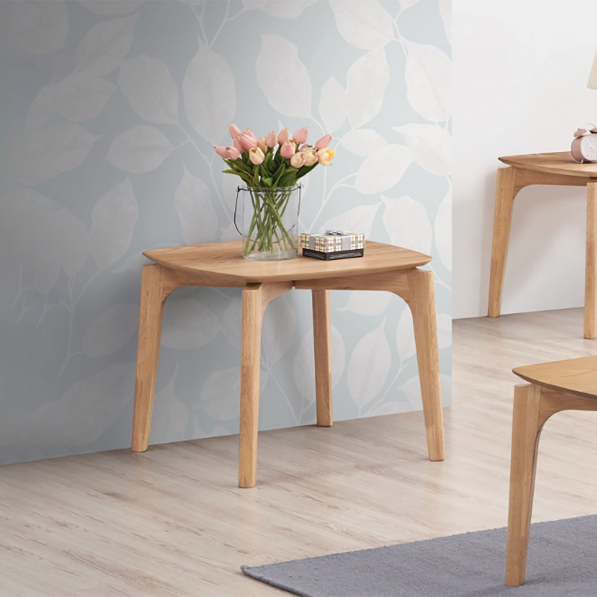 UPTOWN NATURAL END TABLE