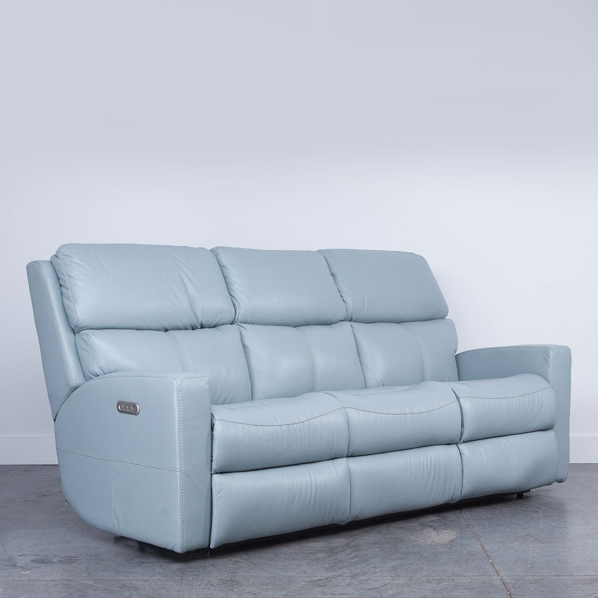 SCORE RECLINING SOFA W/ POWER HEADREST AND LUMBAR