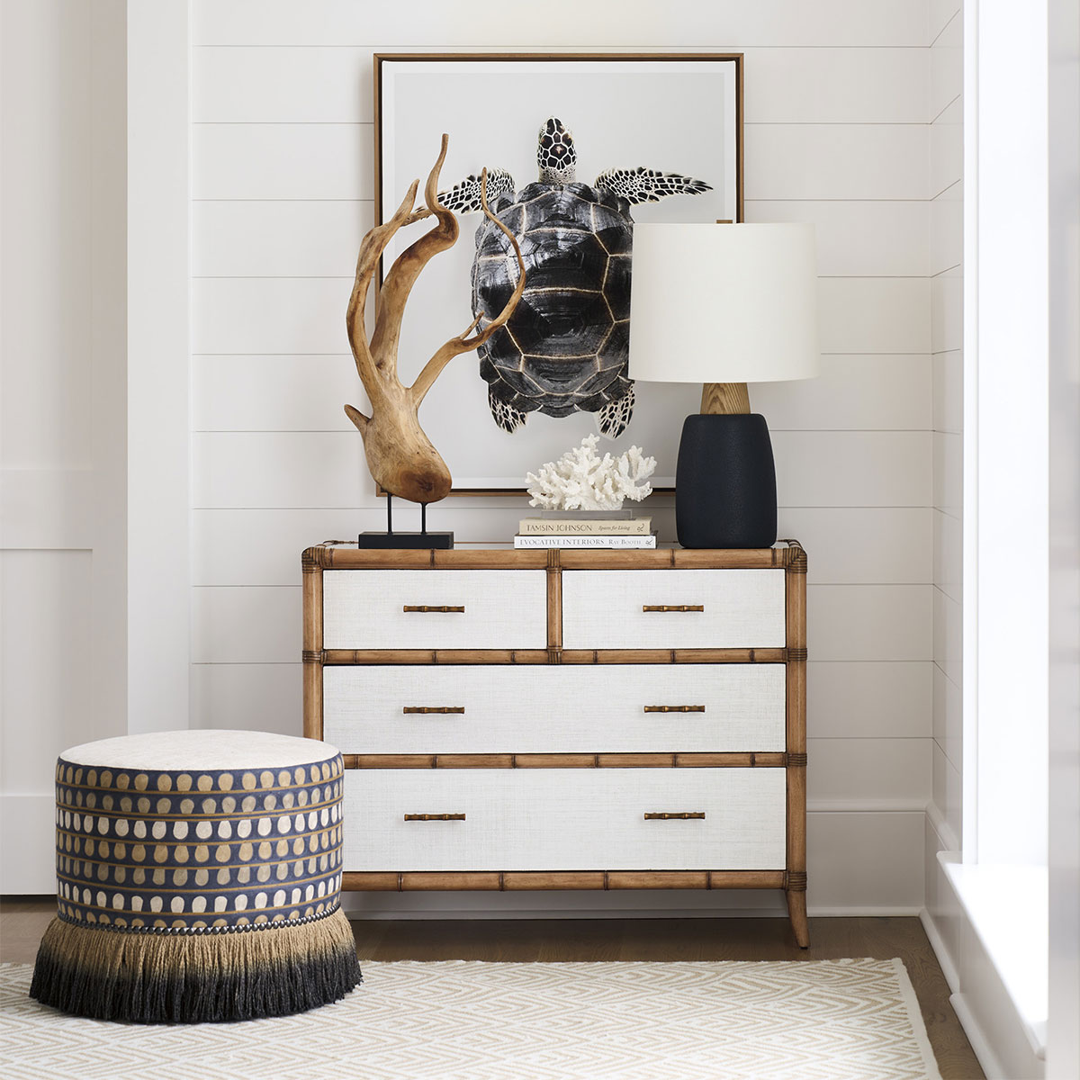 DOLPHIN CAY HALL CHEST - SHELL