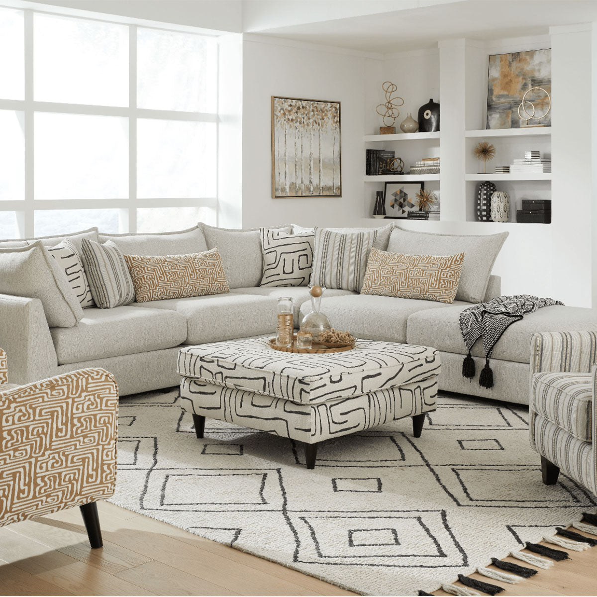 STRATA COCKTAIL OTTOMAN