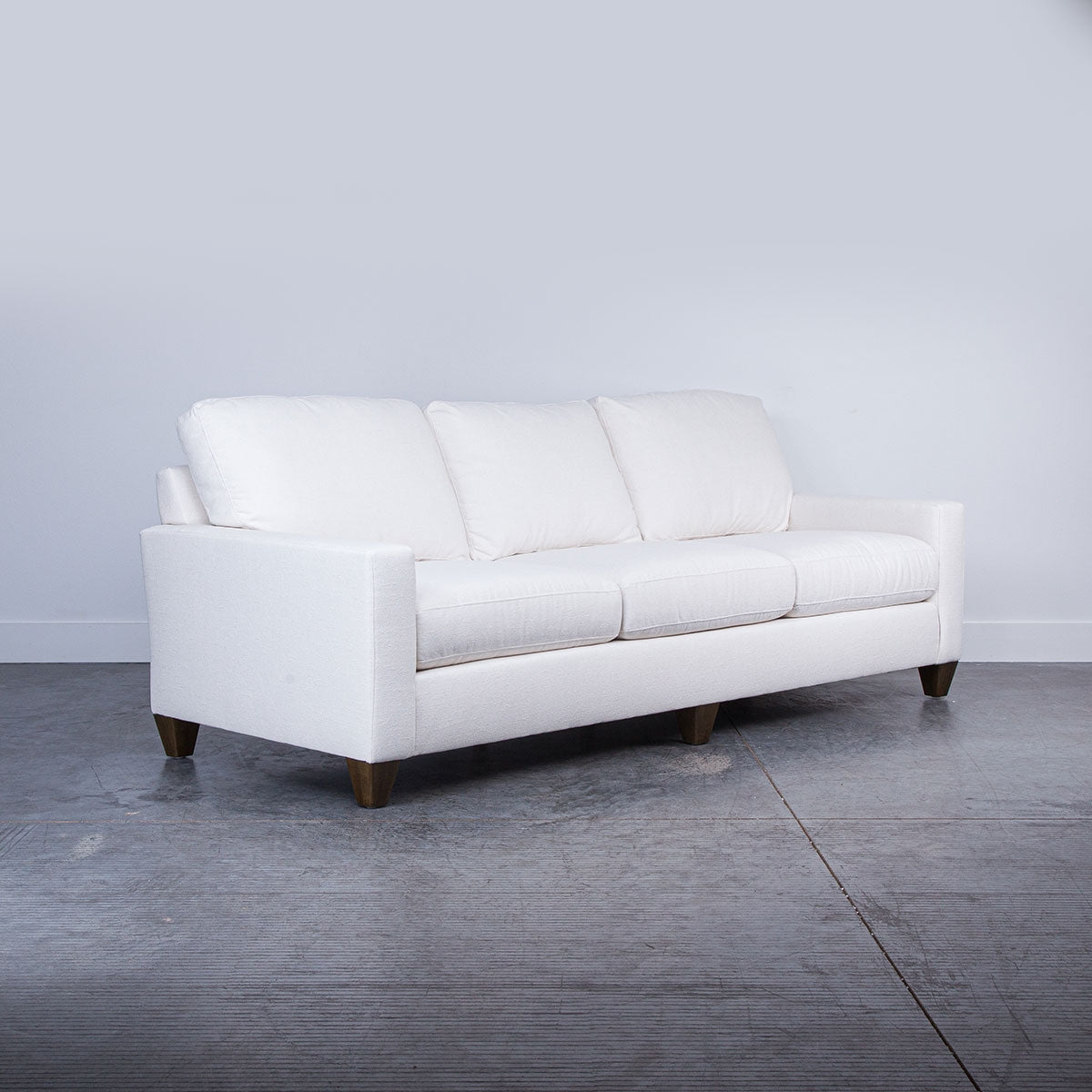 CUSTOM FULL FRONT GRAND 3/3 SOFA