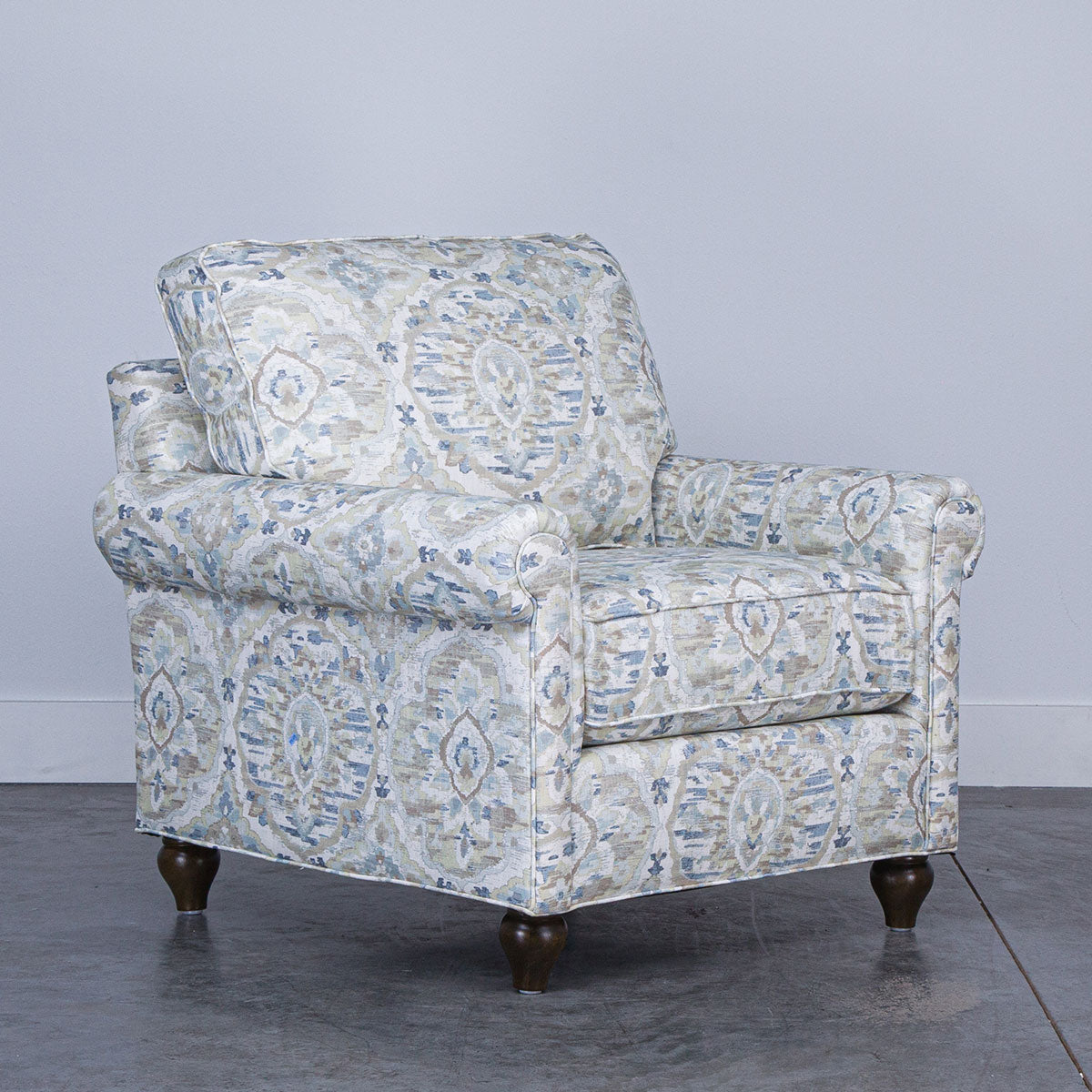 CUSTOM FULL FRONT CHAIR
