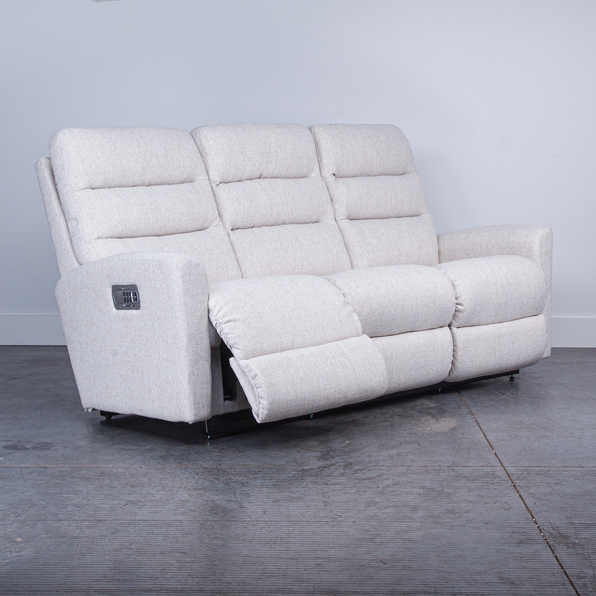 LIAM WALL RECLINING SOFA W/PHR