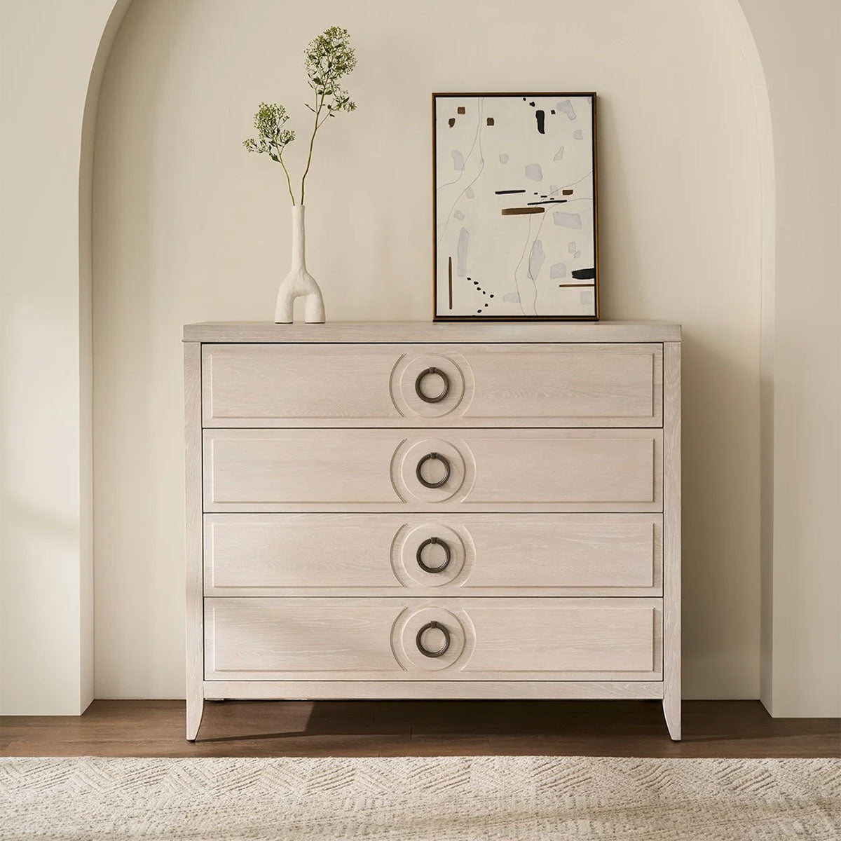 LIZMORE CHEST