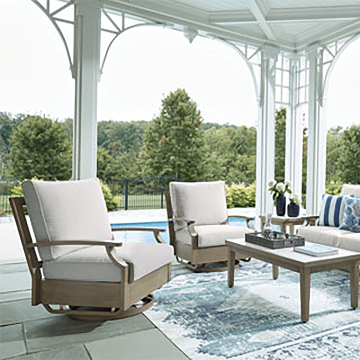 RAINIER RANCH SWIVEL GLIDER CHAIR